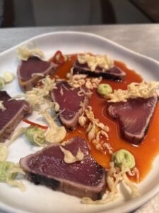 Tataki de bonito en ponzu de rocoto